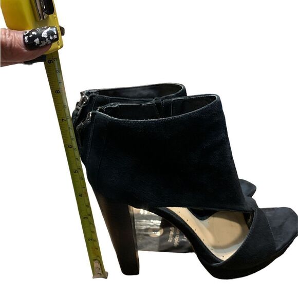 MaxAzria Maia Open Toe Heels - Picture 2 of 12